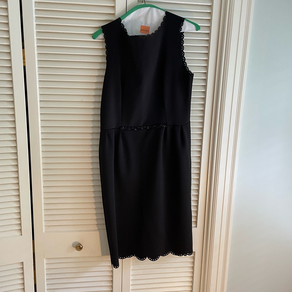 Black Sleeveless Dress